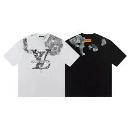 Picture of Louis Vuitton T Shirts Short _SKULVS-XLautxW26077468